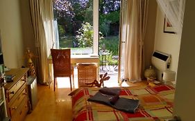 Rob'S Place
